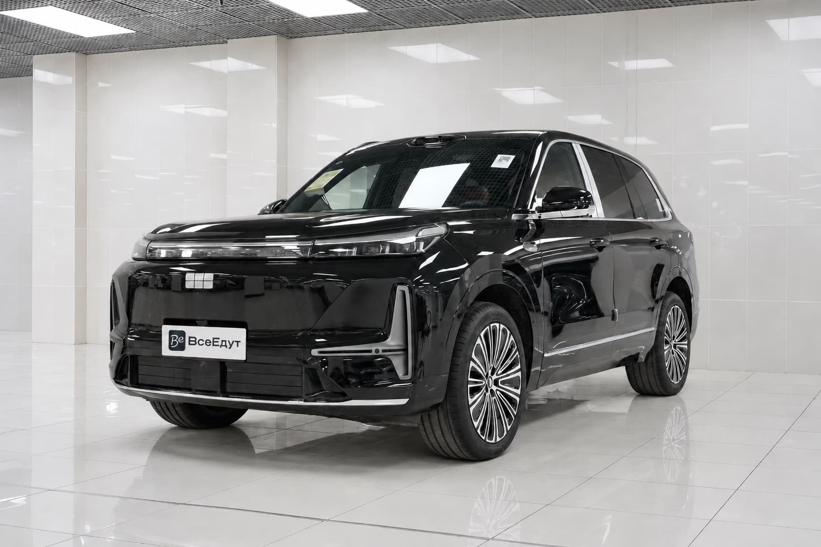 Geely Galaxy M9, 2025